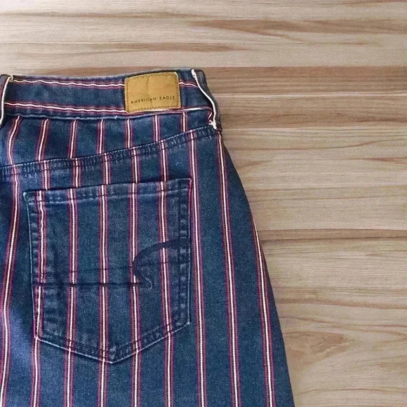 American Eagle || Denim Mini Skirt Red White & Blue Stripes Raw Edges Size 10 - Picture 5 of 5
